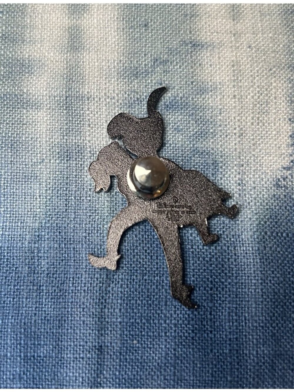 Disney Pin Peter Pan Holding Wendy Neverland Conceptual Art LE # 21940 Trading - Picture 3 of 5